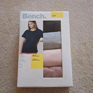 New! Bench Crewneck T-shirt 4 pack Cotton Small Multi Coloured Short Sleeve Tees